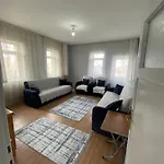 Apartamento Acan Guenluek Kiralik Ev Uerguep *