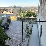 Acan Guenluek Kiralik Ev Uerguep Mustafapasa