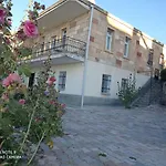 Acan Guenluek Kiralik Ev Uerguep Апартаменты *