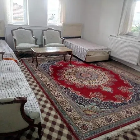 Acan Guenluek Kiralik Ev Uerguep Apartment