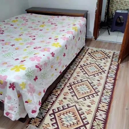 Acan Guenluek Kiralik Ev Uerguep * Mustafapaşa