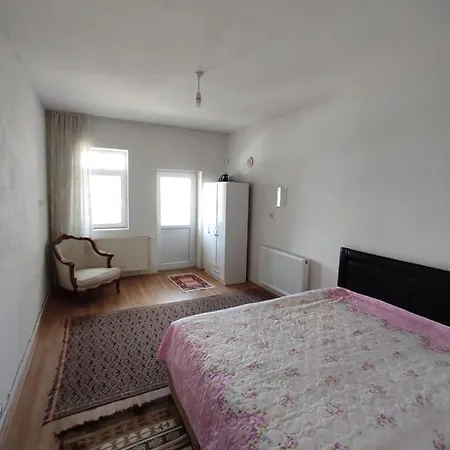 Appartement Acan Guenluek Kiralik Ev Uerguep
