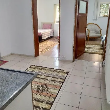 Acan Guenluek Kiralik Ev Uerguep * Mustafapaşa