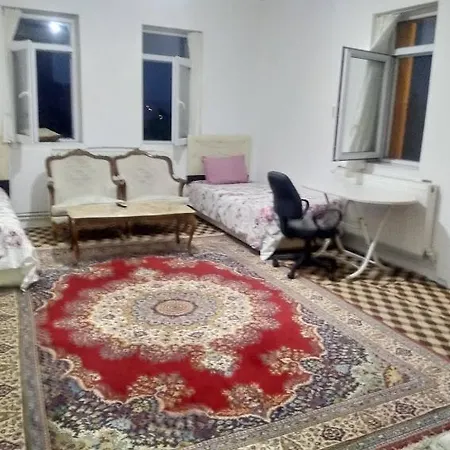 Acan Guenluek Kiralik Ev Uerguep Mustafapasa