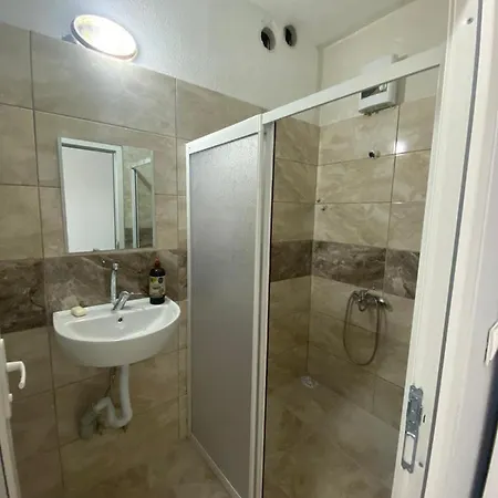 Acan Guenluek Kiralik Ev Uerguep