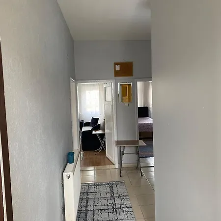 Acan Guenluek Kiralik Ev Uerguep * Mustafapaşa