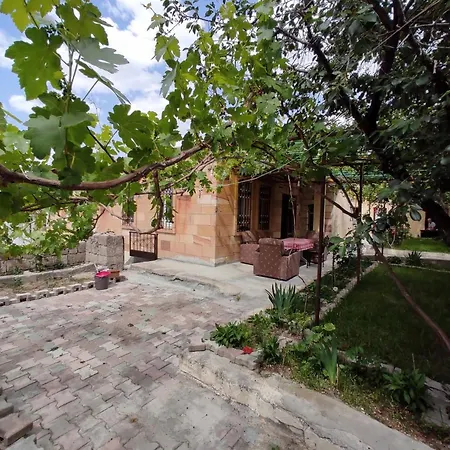 Acan Guenluek Kiralik Ev Uerguep *