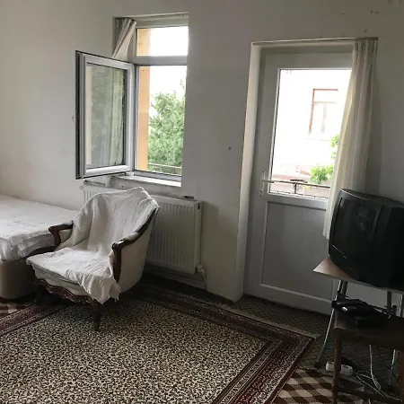Apartment Acan Guenluek Kiralik Ev Uerguep