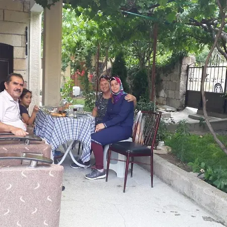 Apartment Acan Guenluek Kiralik Ev Uerguep Mustafapasa