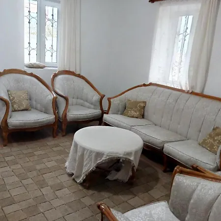 Appartement Acan Guenluek Kiralik Ev Uerguep Mustafapaşa