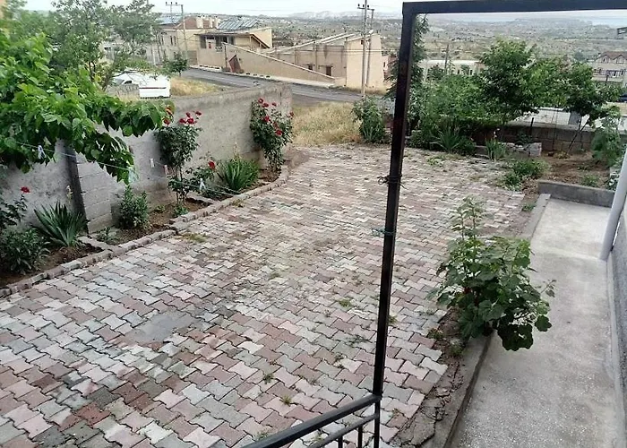 Acan Guenluek Kiralik Ev Uerguep * Mustafapaşa