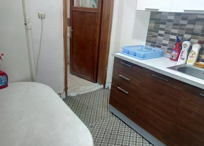 Acan Guenluek Kiralik Ev Uerguep *