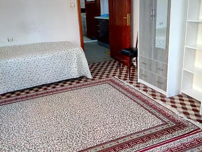 Acan Guenluek Kiralik Ev Uerguep *